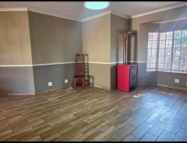 3 BEDROOM HOUSE FOR SALE IN PLANTATION
